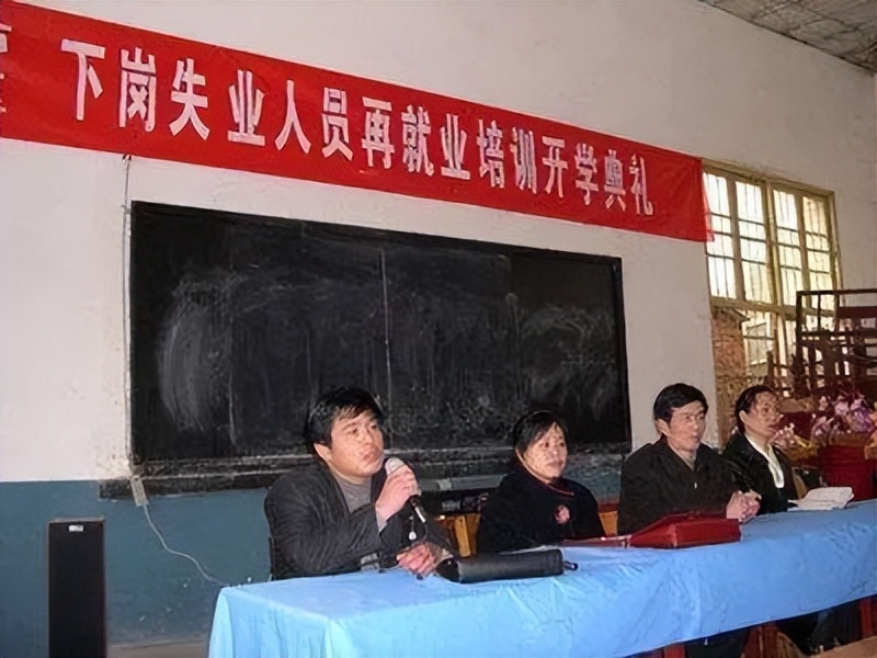 摸石头过河全集,摸石头过河历史