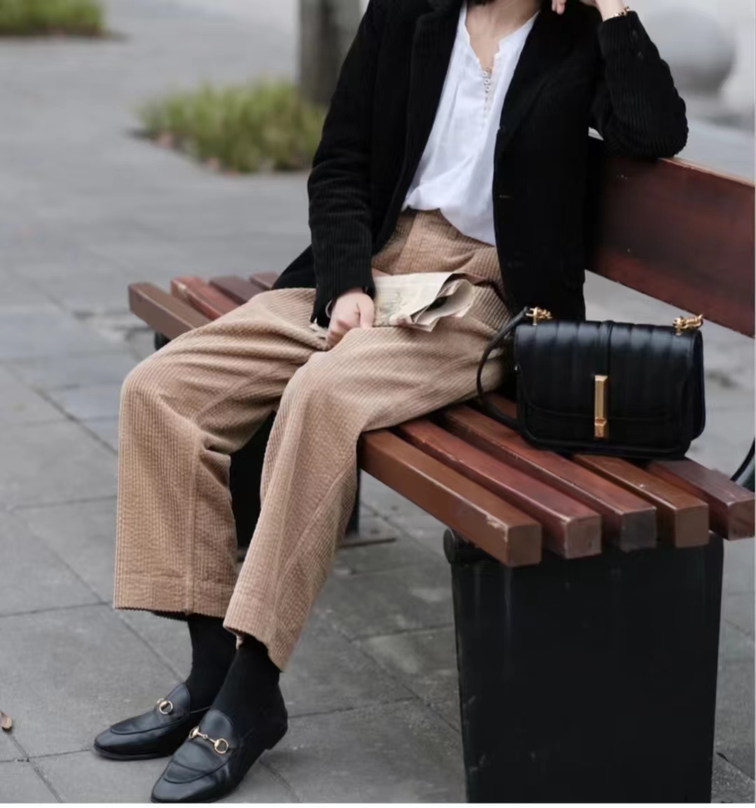 乐福鞋穿搭推荐,乐福鞋的正确穿搭图