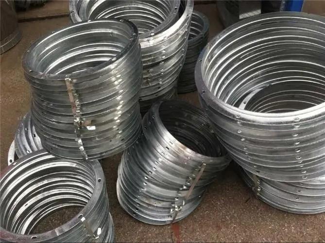 镀锌角铁法兰风管加工安装,螺旋风管连接法兰加工厂