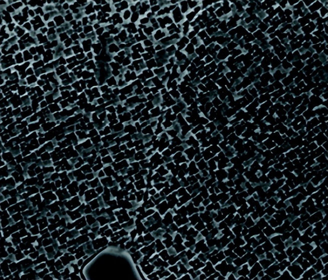 如何通过冷金属转移，以此来实现铝微销的机械和微观结构表征