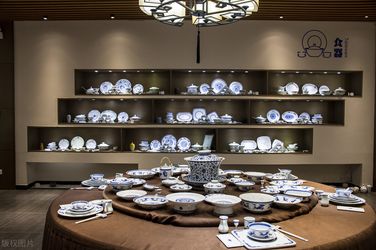 为何大家开始嫌弃外国品牌了 (中国人为何如此追捧外国品牌)