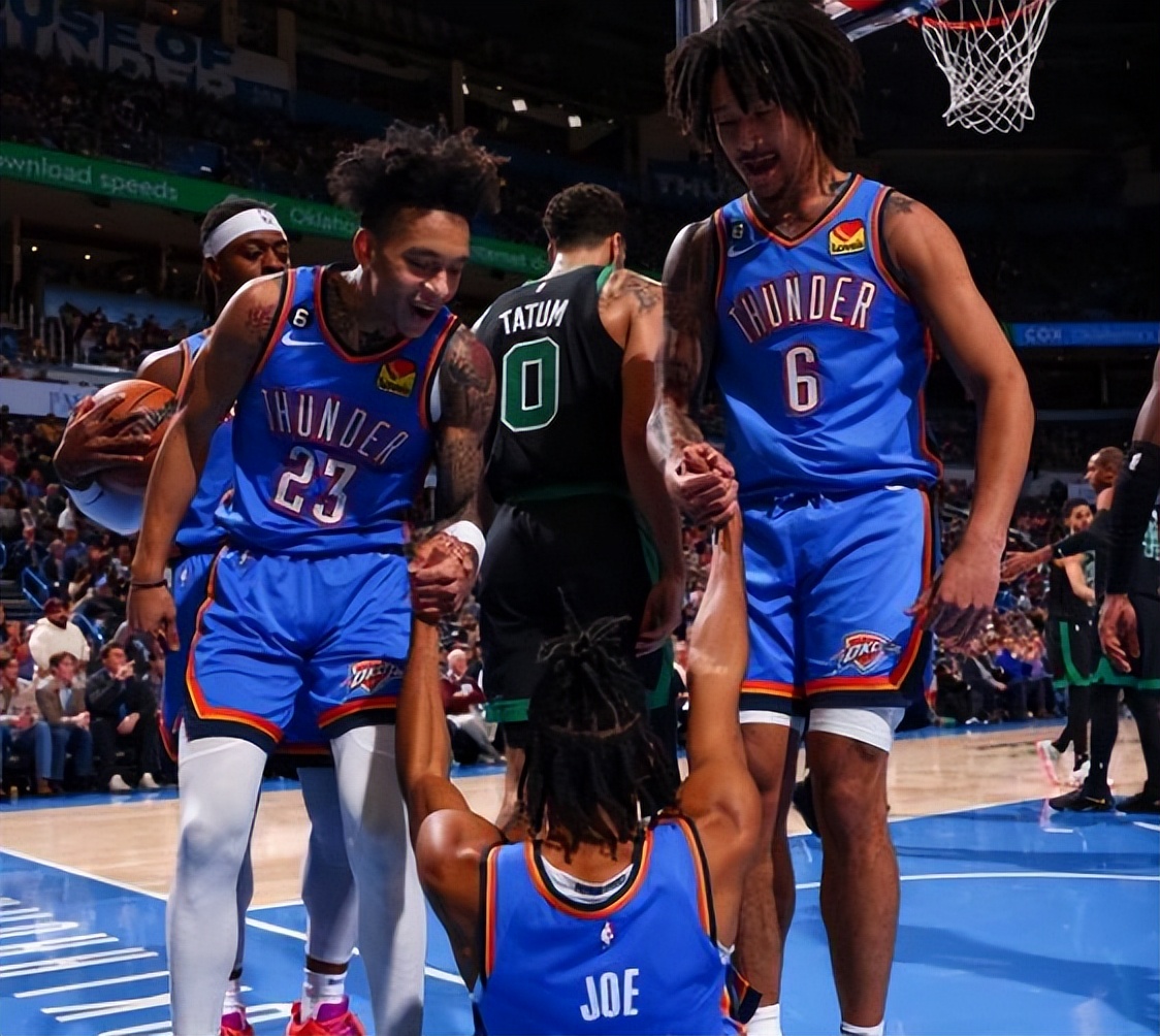 雷霆爆冷惨败,大爆冷惨败15分