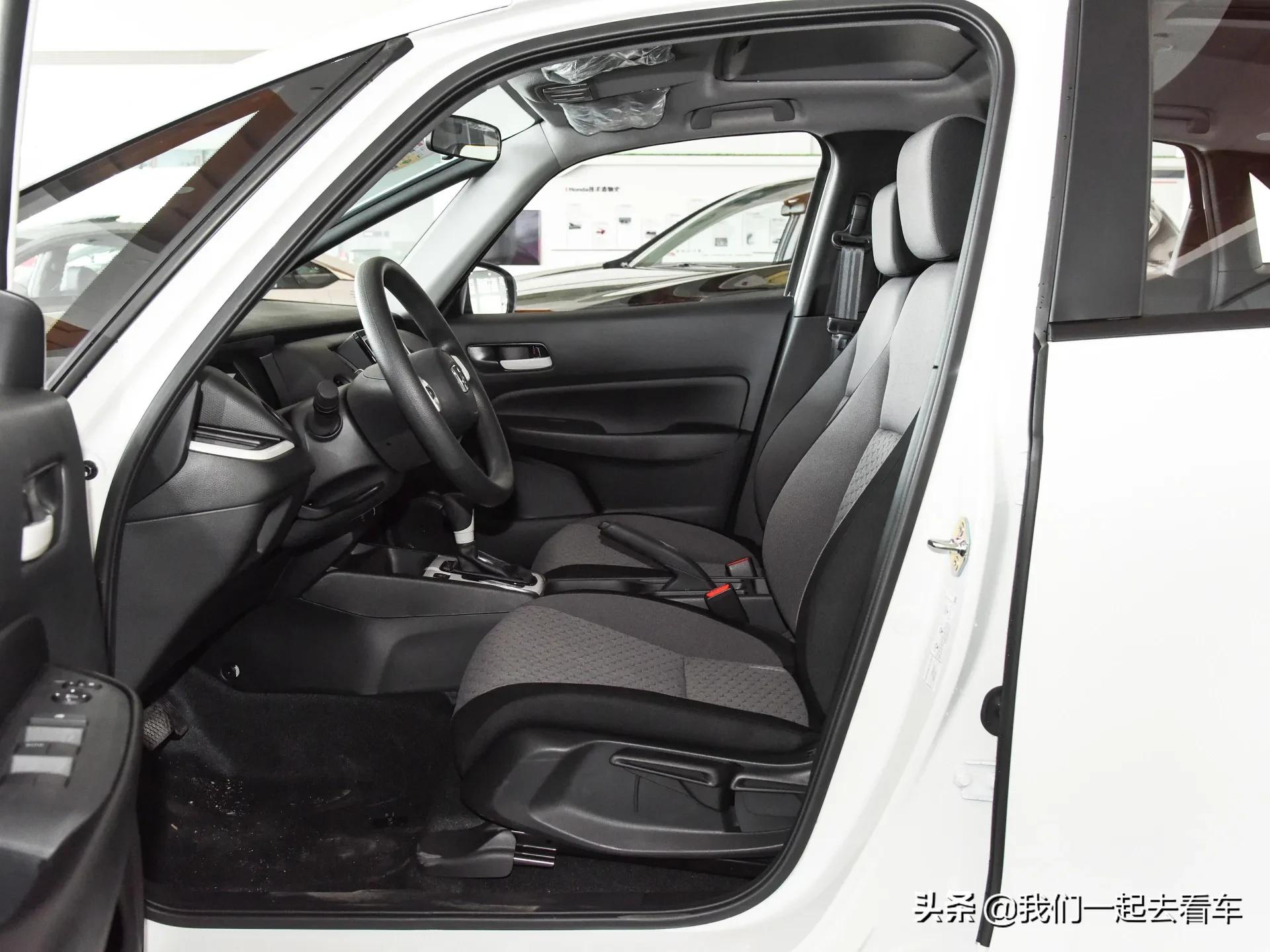 本田飞度的车口碑如何,本田飞度有哪些优缺点