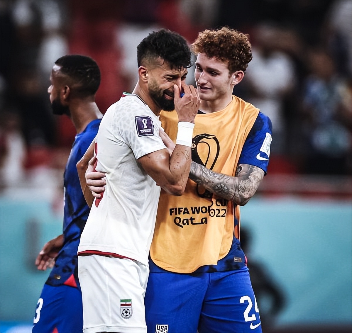 伊朗0-1不敌美国球迷反应,0:1客场惜败伊朗