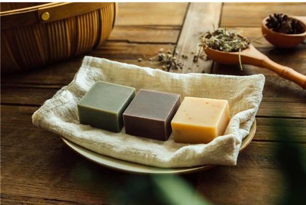 洗洁精致癌这3种要少用,几种洗洁精用不得会致癌