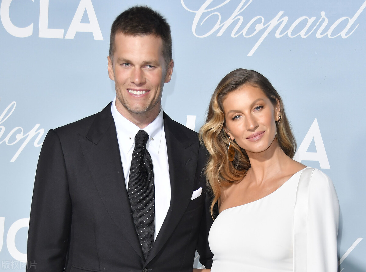 再见了劳伦斯先生完整,美国橄榄球运动员退役年龄