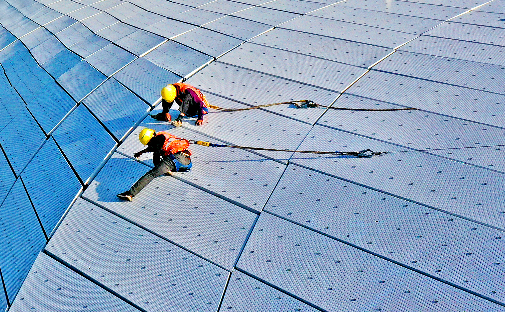 龙兴足球场灯光调试,龙兴足球场花墙