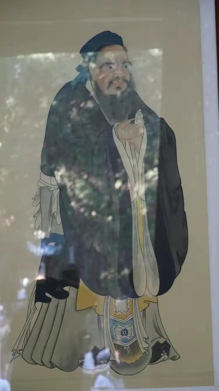 曲阜三孔纪行（作者：刘长玉）