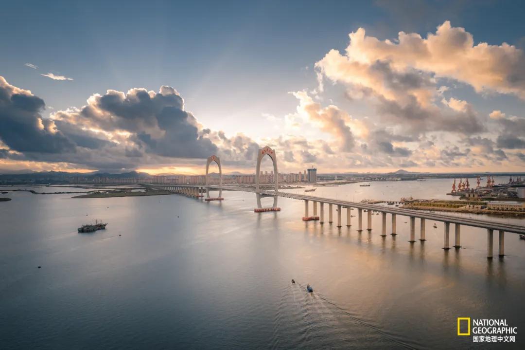 国家地理中文网英文,国家地理中文网在哪里