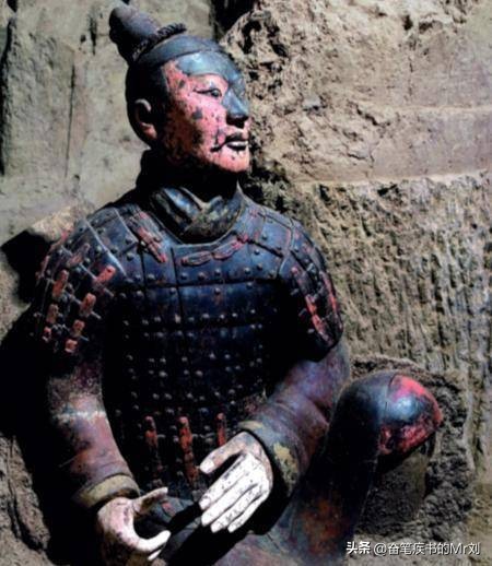 秦始皇兵马俑艺术风格和艺术价值,兵马俑着色