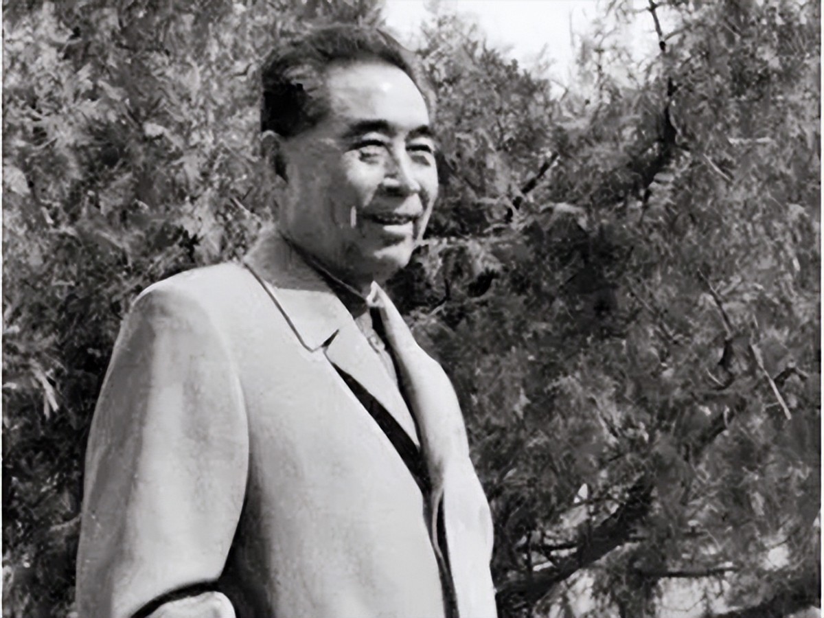 1973年，周恩来第3次视察大寨，感慨：我老了，不会有希望再来了