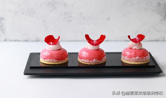 杭州专业西点学校学蛋糕培训费用,杭州西点免费培训