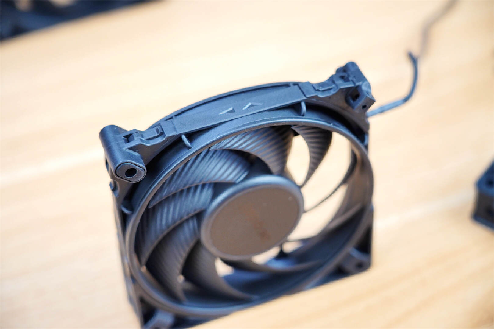 静音和性能相依兼得，支持三档转速，德商德静界PRO4值得拥有