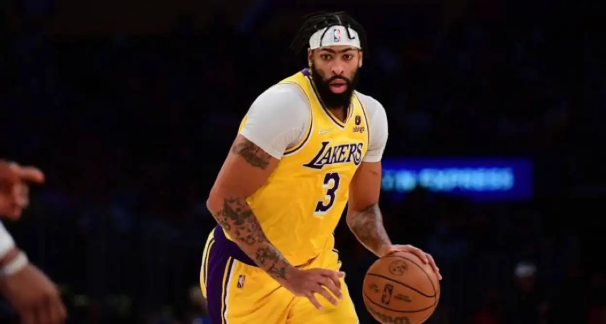 浓眉为科比夺冠,浓眉在湖人的夺冠之路