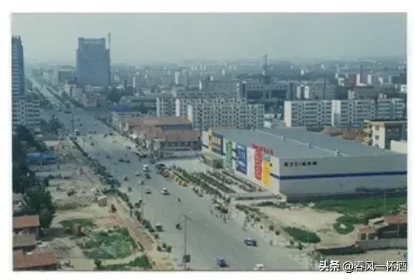 潍百的时代时代的潍百丨流水的过江龙，不变的潍百