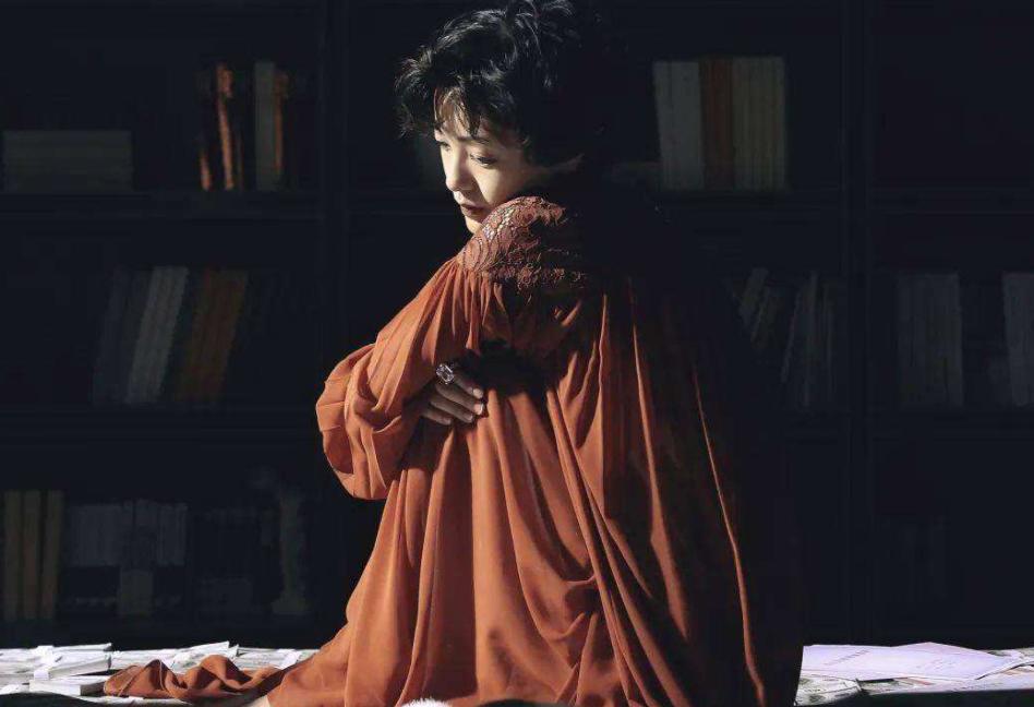 女大学生明码标价：一次5000可飞全国！同时为就业积攒人脉