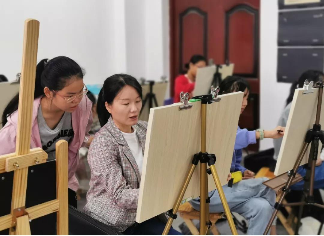 赣州市第八中：提质增效促“双减”学生减负不减乐