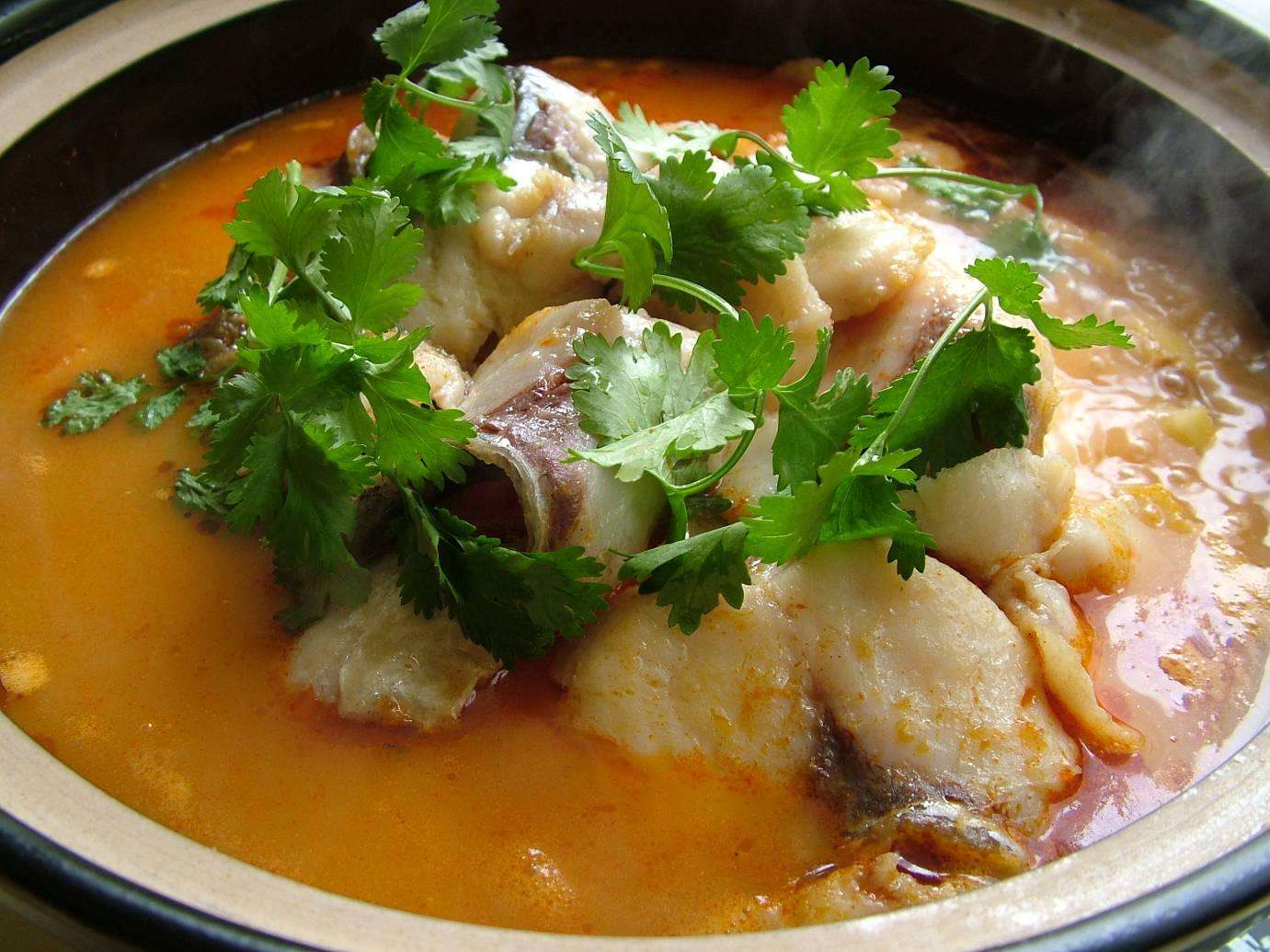 石锅鱼培训石锅鱼做法去哪学,正宗石锅鱼的培训学习