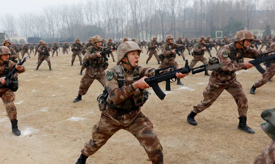 军营一周工作安排,军营一日生活制度时间表