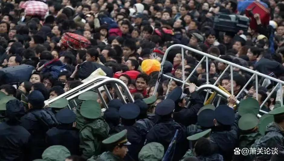 08年雪灾，40万人被困,中国春运史上永远的痛,暴雪中国中的广州！