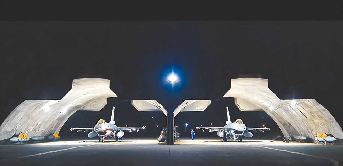 美军售延迟,不许台岛罚款,*火军**商窜访,马英九:敦促避战对话