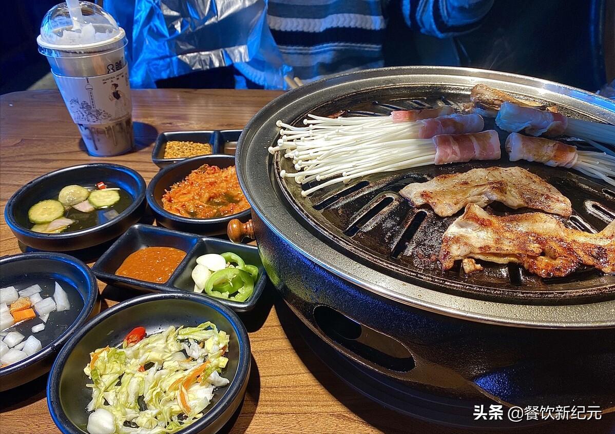 家门口的一家饭店倒闭了,韩式烤肉韩国料理