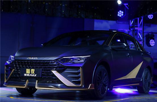 10万年终奖买国产运动车，居然能买到剪刀门？