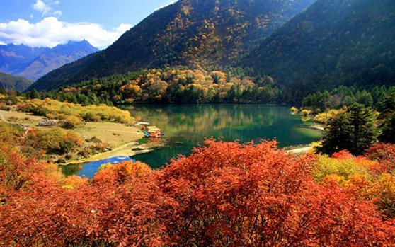 国内十大免费旅行圣地 (10个国内性价比最高的小众旅行地)