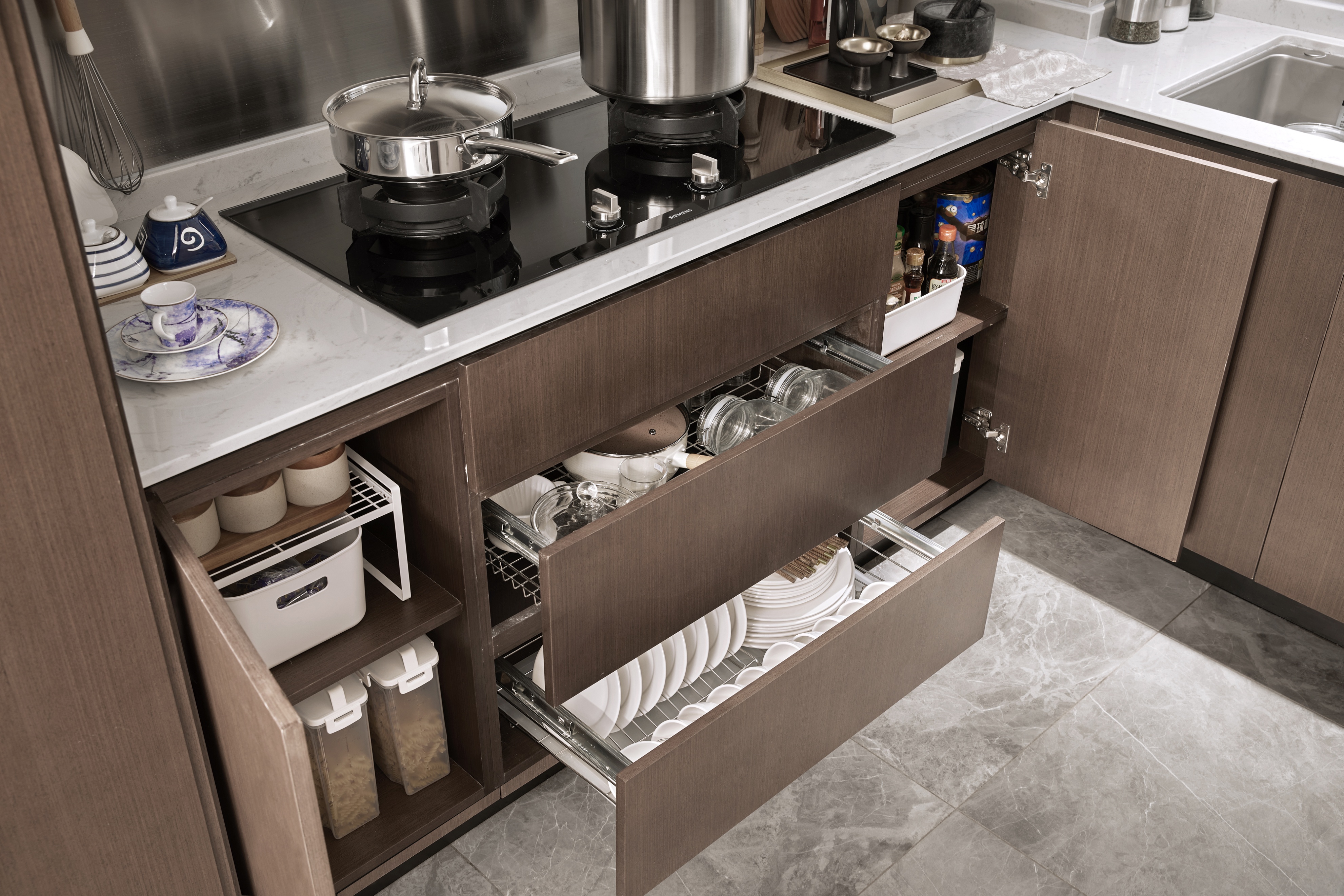 28平方轻奢现代风格装修,30万200平怎么装修好