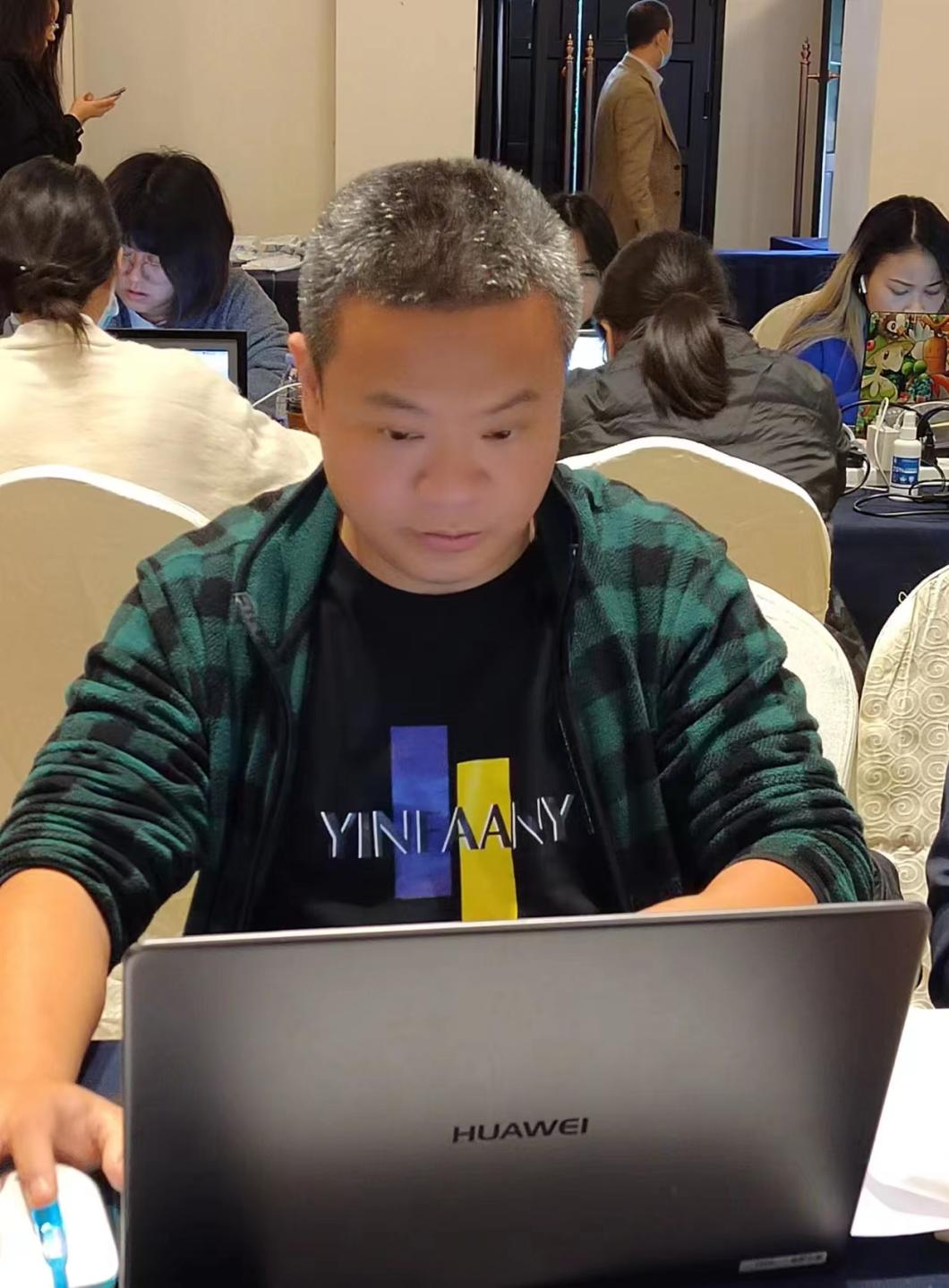 精一民族小学2006级,精一老师