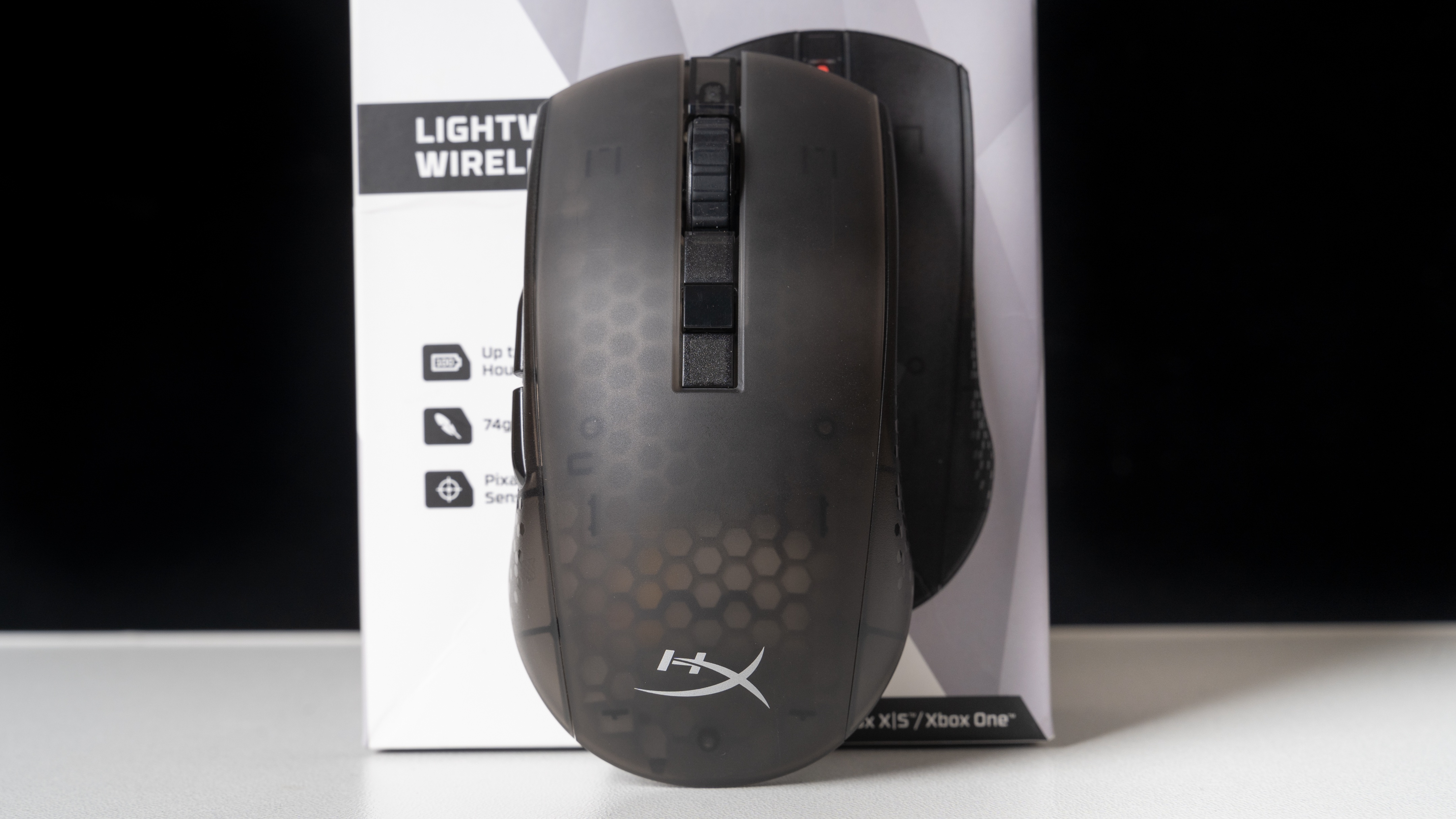 极度未知炽火无线游戏鼠标体验,100小时续航+黑透+轻量化设计