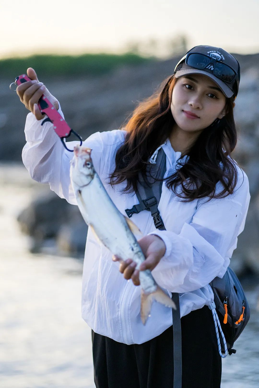 想学钓鱼新手需要买什么,新手学钓鱼最快的方法