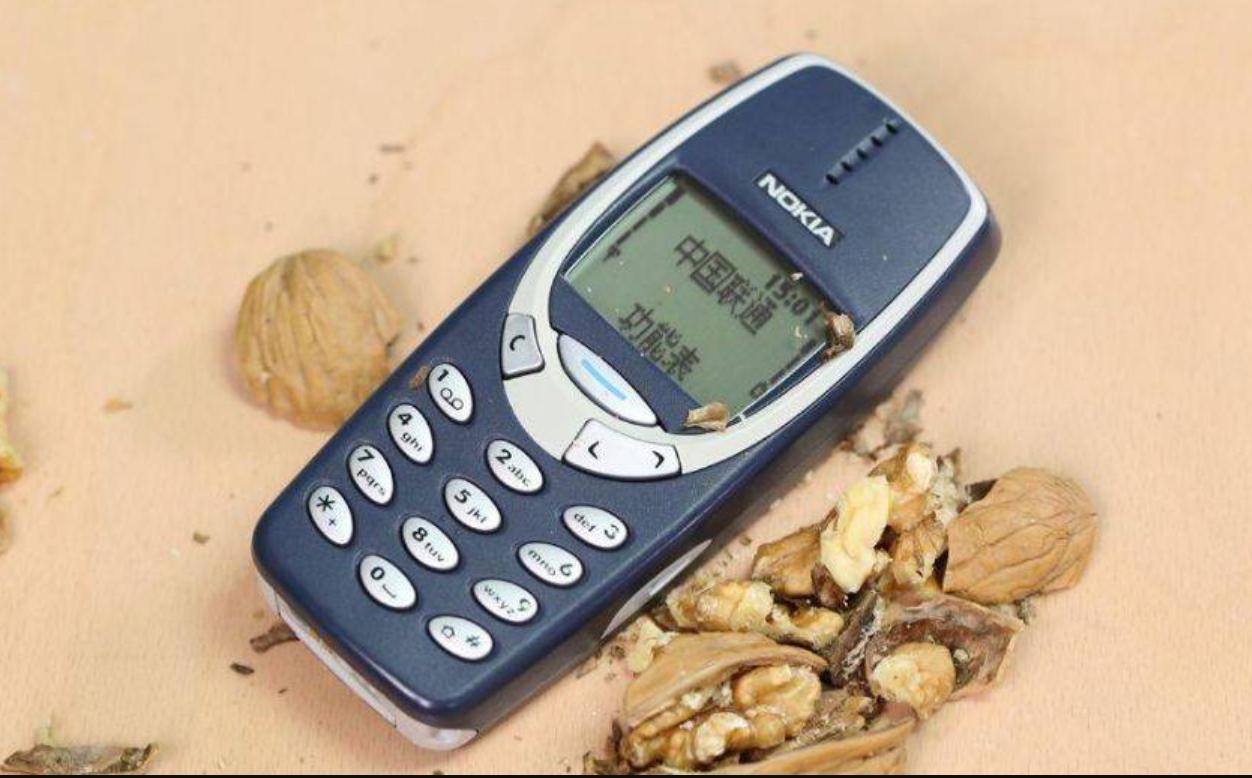 当年诺基亚为什么不用安卓系统，用了安卓还会有今天的苹果吗？