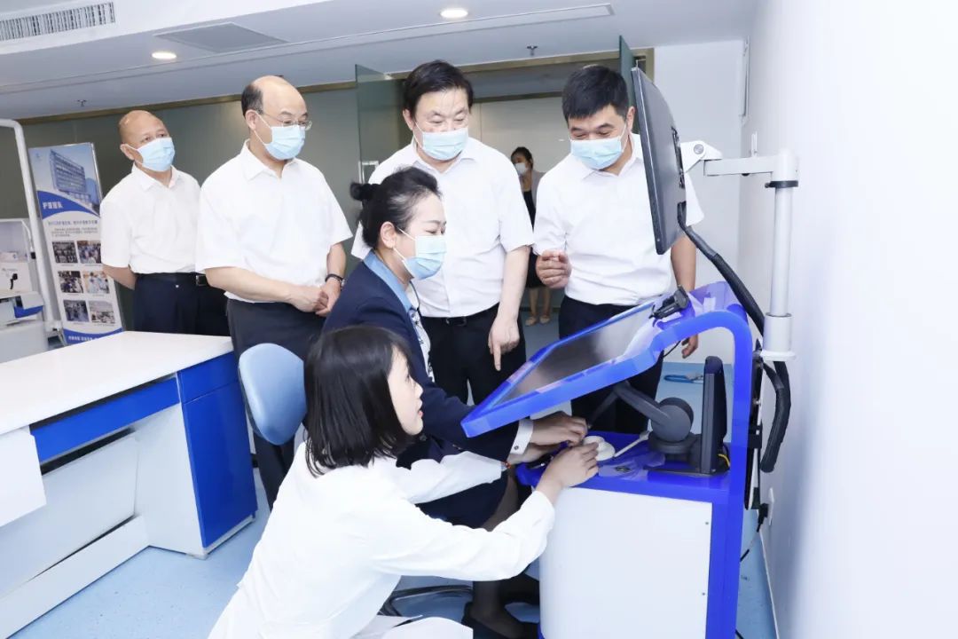 让口腔大病难病诊疗不出深圳｜这家年轻医院试运营2周年晒成绩单