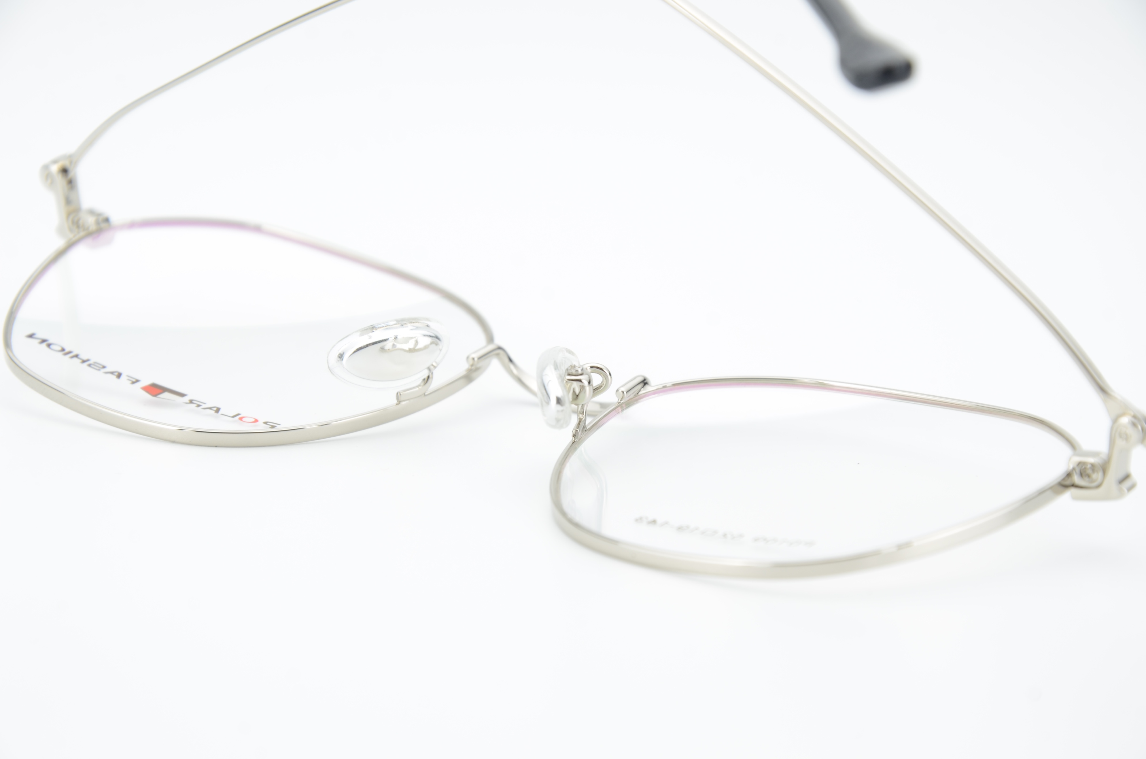 眼镜架钛材质为什么容易生锈,眼镜架材质分类有哪些视频讲解