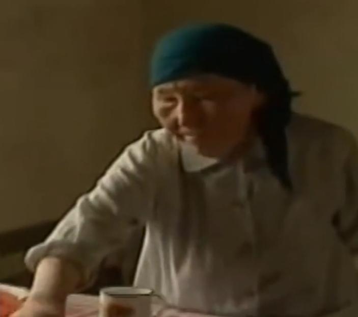 故事:江苏70岁老人头疼欲裂,检查时发现颅内有*弹子**,吓坏在场医生