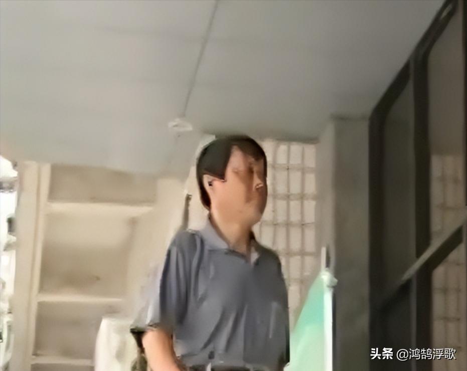 2005年，小女孩将陌生男子认成爸爸，父亲对比DNA发现是自己亲弟