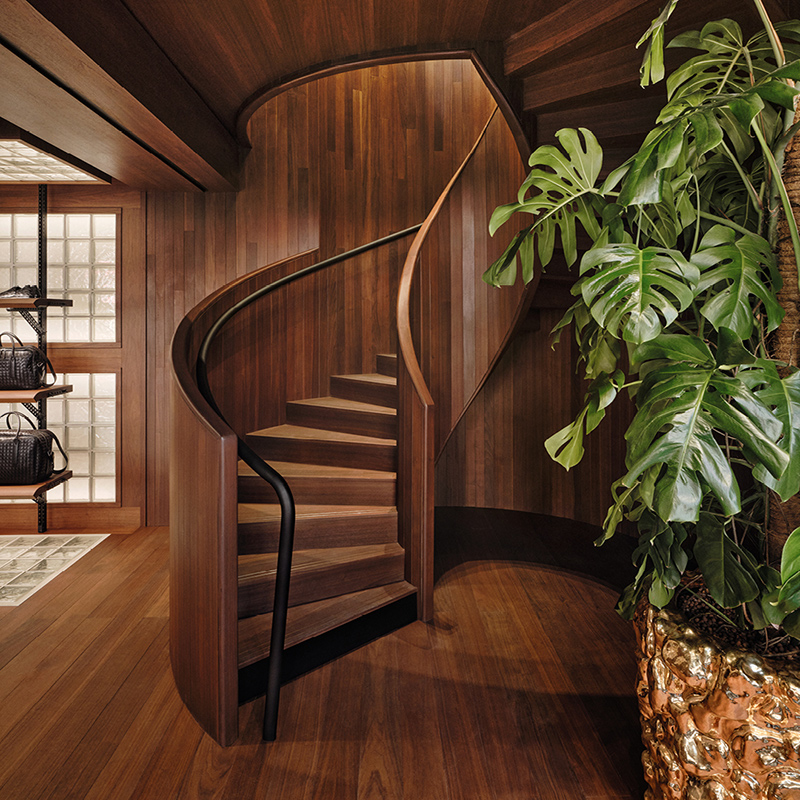 走进焕新亮相的BV巴黎旗舰店，看新创意总监带来了怎样的消费空间