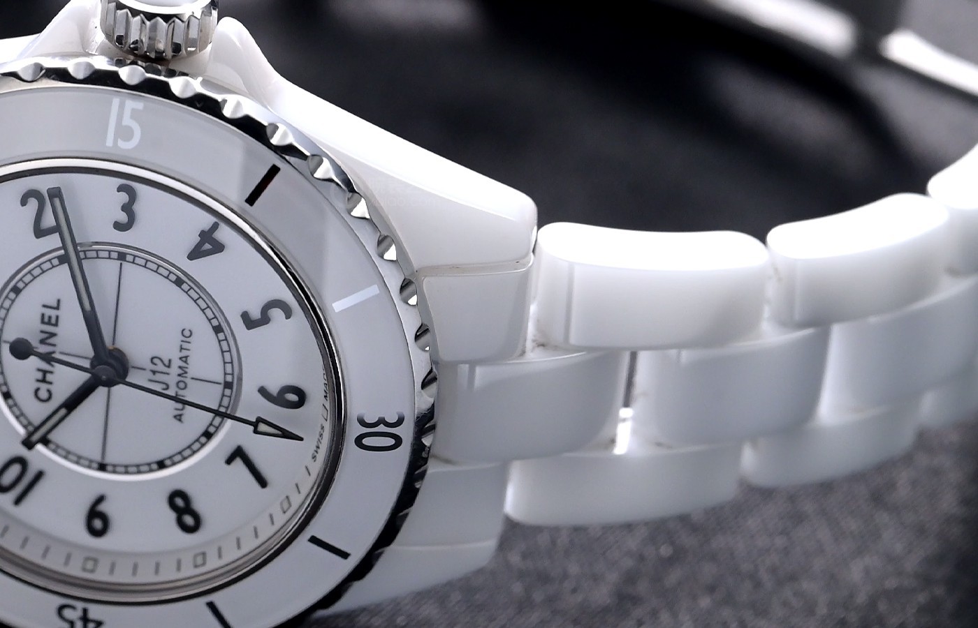 chanelj122018,chanelj12