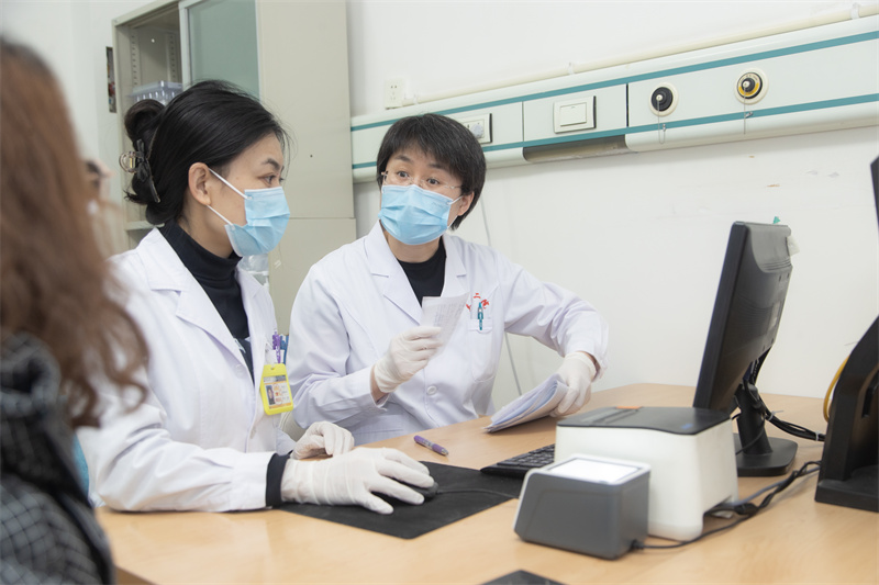 探索生命之花守护妇女健康——兰大二院妇科发展纪实