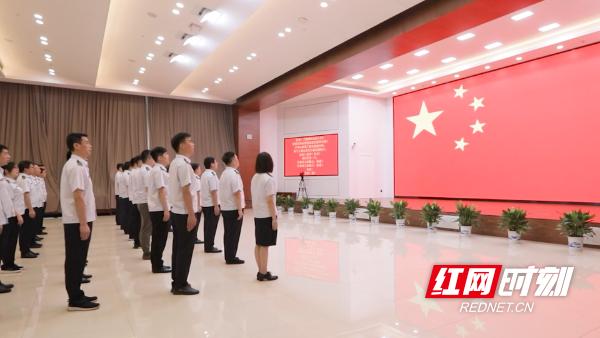 长沙烟草专卖局稽查支队,长沙市烟草专卖稽查员