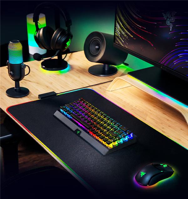 899元雷蛇发布*四代第**迷你蜘蛛键盘：65%布局小巧不占地