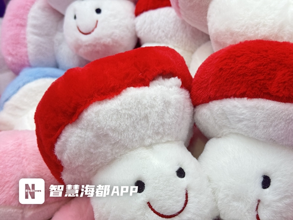 娃娃机玩偶不合格,做工很差的玩偶