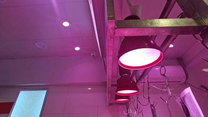 生鲜灯禁令即将实施,生鲜灯禁令实施首月显成效