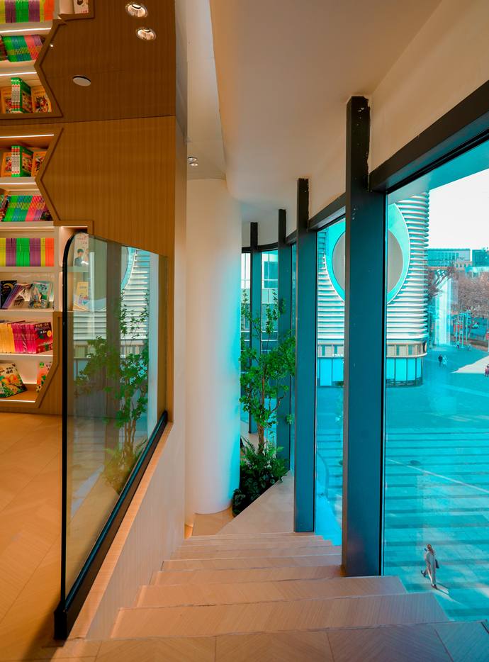 閮戝窞璐功涓績寤轰笟鍑棆骞垮満,涔﹂娌冲崡閮戝窞