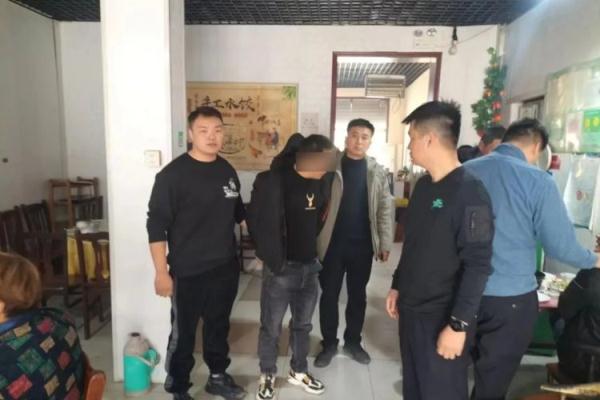 两人偷盗电缆4000元能判几年,4人偷盗工地电缆被抓