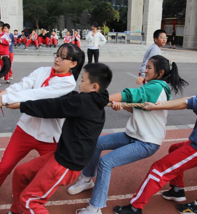 西安经开第14小学开幕式表演,西安经开第四小学校运会开幕式