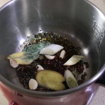 饭店筋头巴脑牛肉火锅做法,筋头巴脑火锅的做法商用