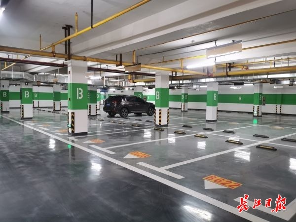 地下车库已有充电桩还可以自装,地下车库充电桩越来越多