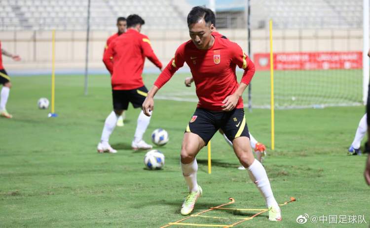 国足对阿曼网评,最新国足对阵阿曼赛程